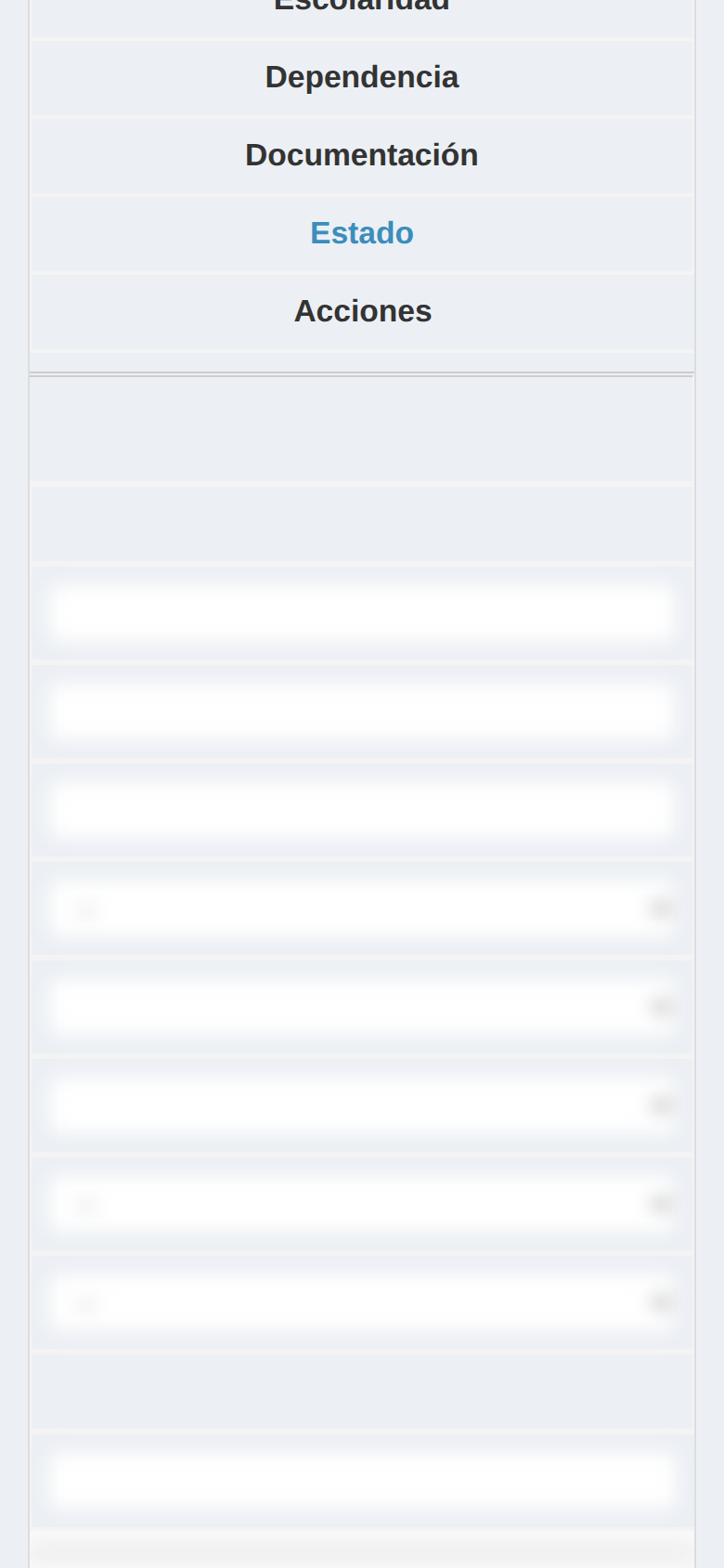 Pantalla de SociosPlus en el celular: Cómo crear solicitud de documentación a familiar a cargo — paso 2 de 2